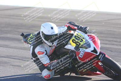 media/Nov-17-2024-CVMA (Sun) [[1fec520723]]/Race 11-Amateur Supersport Open/